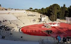Il Teatro Greco torna a mostrarsi: coperture via, relazione diagnostica ancora non pubblicata