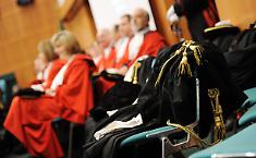 Avvocato si affida all'intelligenza artificiale e inventa precedenti inesistenti, il giudice lo bacchetta: &laquo;Una colpa grave&raquo;