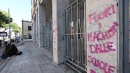 Sul muro la "lista stupri" con i nomi delle studentesse: scritta choc al liceo Giulio Cesare di Roma