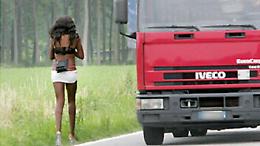 Avviavano minorenni alla prostituzione a Catania:
due maman nigeriane arrestate ad Ascoli