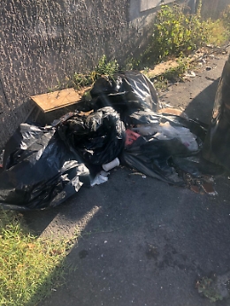 Mascalucia (CT): in via Caracciolo la pulizia non è prevista!