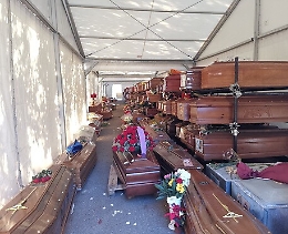 Palermo, 700 bare in tensostruttura nell'attesa della sepoltura