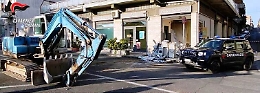 Trecastagni, l'assalto al bancomat fallisce per l'arrivo dei carabinieri