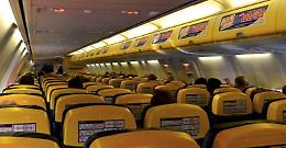 Atterraggio di emergenza all'aeroporto di Catania per un carrello bloccato