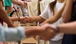 Coronavirus: vademecum dell'Arcidiocesi di Palermo, stop al segno della pace in chiesa