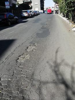 Catania, via Morelli: lavori eseguiti a metà