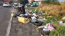 Catania, zona San Nullo: discarica a 50 metri dalla scuola. La Dusty ripulisce