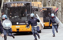 Danni su autobus a Catania da tifosi del Catanzaro: 37 a giudizio