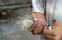 Siracusa: raccoglie petardo che esplode, 15enne perde la mano