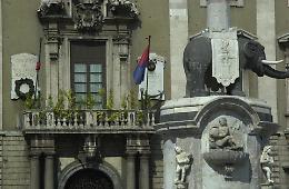 Catania, bomba dissesto al Comune e si apre uno scenario che angoscia