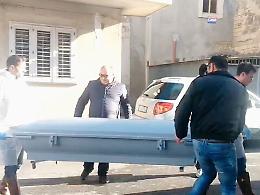 Scicli, «Enrico è morto arso vivo. Avremmo potuto salvarlo»