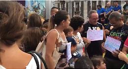 Catania, in piazza Duomo i genitori dei bambini dell'Oda: «Aiutateci»