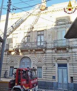 Terremoto, a Biancavilla scuole chiuse. E intanto si contano i danni