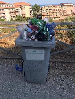 Catania, parco di Tremestieri Etneo: da una settimana così...