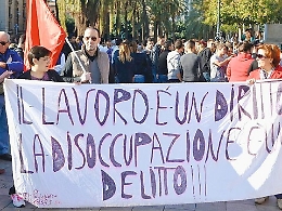 Disastro lavoro, &laquo;Nell&rsquo;Isola evaporano 10mila 
posti l&rsquo;anno&raquo;. Quali sono aziende in sofferenza