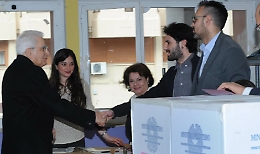Elezioni politiche: caos e ritardi nel voto a Palermo, in Sicilia alle 12 l'affluenza più bassa d'Italia