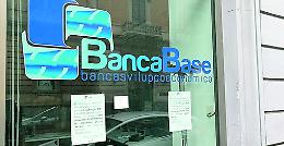 Crack Banca Base, niente rimborsi ad azionisti per 43 giorni di ritardo
