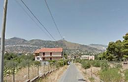 Palermo, cade con la bici nel burrone: muore 15enne