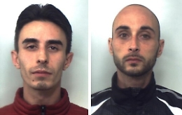 Svaligiano una villetta ma fuori ad aspettarli c'erano i carabinieri