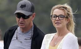 Britney Spears ricoverata in un centro di salute mentale: «E' sconvolta per la malattia del padre»