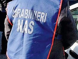 Nas in due due villaggi turistici del Messinese: cibo sequestrato e due denunce