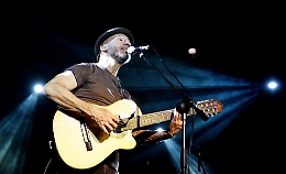 Notte bianca mare blu, i colori di Santa Teresa di Riva