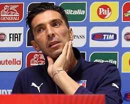 Gigi Buffon 150 volte Azzurro