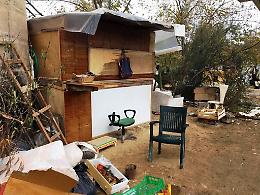 Caltanissetta, sgomberata la baraccopoli di migranti sotto il cavalcavia