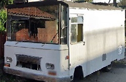 Valverde (Ct): vetture abbandonate da anni in strade pubbliche