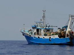 Pietre contro motopesca, altro peschereccio si allontana da Siria e Turchia