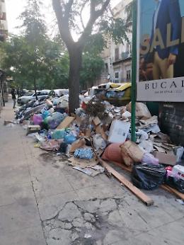 Palermo, C.so Calatafimi: "Un vero schifo"