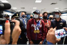 Jacobs, il rientro a casa da campione olimpico