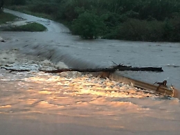 Meteo, l'allerta rossa non "molla" la Sicilia orientale: estesa anche a domani