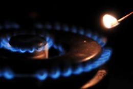 Bollette, rischio rincari per gas (+50%) e luce (+17%)
