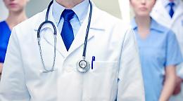 Quattro medici siciliani su cinque sognano la "fuga" dalla sanità pubblica