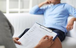 Covid, bonus per l'assistenza psicologica: primo segnale già nel Milleproroghe