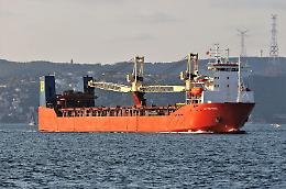 Primo effetto sanzioni contro la Russia: «Nave bloccata nella Manica»