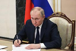 Putin accusa l'Occidente della crisi in Ucraina e lancia monito su sanzioni: «Prezzi degli alimentari potrebbero aumentare»