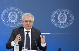 Def: Franco, anche con Pil piatto crescita sarebbe 2,3%