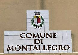 Donata dall'Accademia delle Belle Arti di Agrigento nuova insegna al Comune