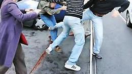 Catania: "Genitori stupidi crescono figli cretini"