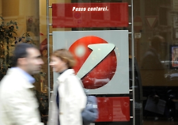 Unicredit: esce Ubertalli dopo un anno, guida Italia a Orcel