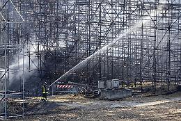Cinecitt&agrave;, incendio danneggia la scenografia di "Firenze rinascimentale"