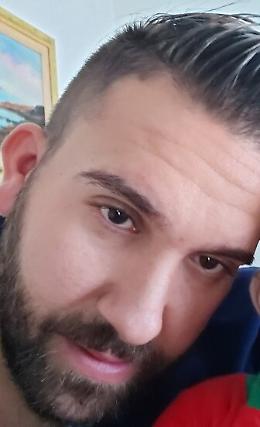 Palermo, cade dalla moto di grossa cilindrata e muore