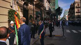 Dalla Chiesa, cerimonia sul luogo del delitto. Mattarella: «Da lui una lezione di vita»