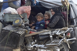 Libano: governo, rimpatriati altri 350 profughi siriani