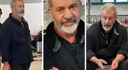 Mel Gibson sbarca a Palermo: dall'aeroporto al centro storico caccia all'attore per selfie e autografi