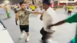 Eto'o perde la testa e prende a calci un blogger dopo Brasile-Corea del Sud