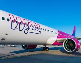 Wizz Air e la querelle con l'attore Sperandeo: «Comportamento aggressivo»