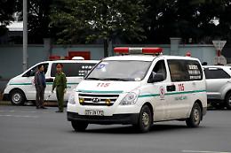 Vietnam:bimbo in un pozzo di 35 metri, lotta contro il tempo